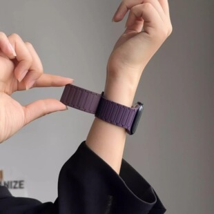 张婧仪同款 梅子色适用苹果Applewatch10表带磁吸S9硅胶S8高级女SE