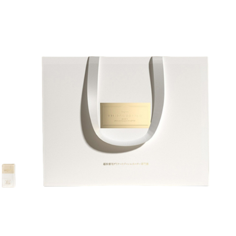 手提袋纸袋定制礼品袋高级花式纸礼品袋服装纸厂供应带手柄包装袋