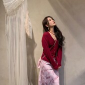 不对称褶皱显瘦鱼尾半裙 100羊毛针织开衫 尘南风醉 一套纸片人