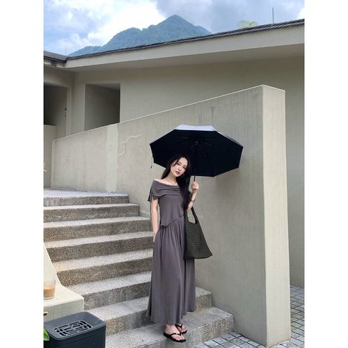 yumomo 缪斯姐姐 纸片人look套装 定制亚麻针织 一字肩上衣/半裙