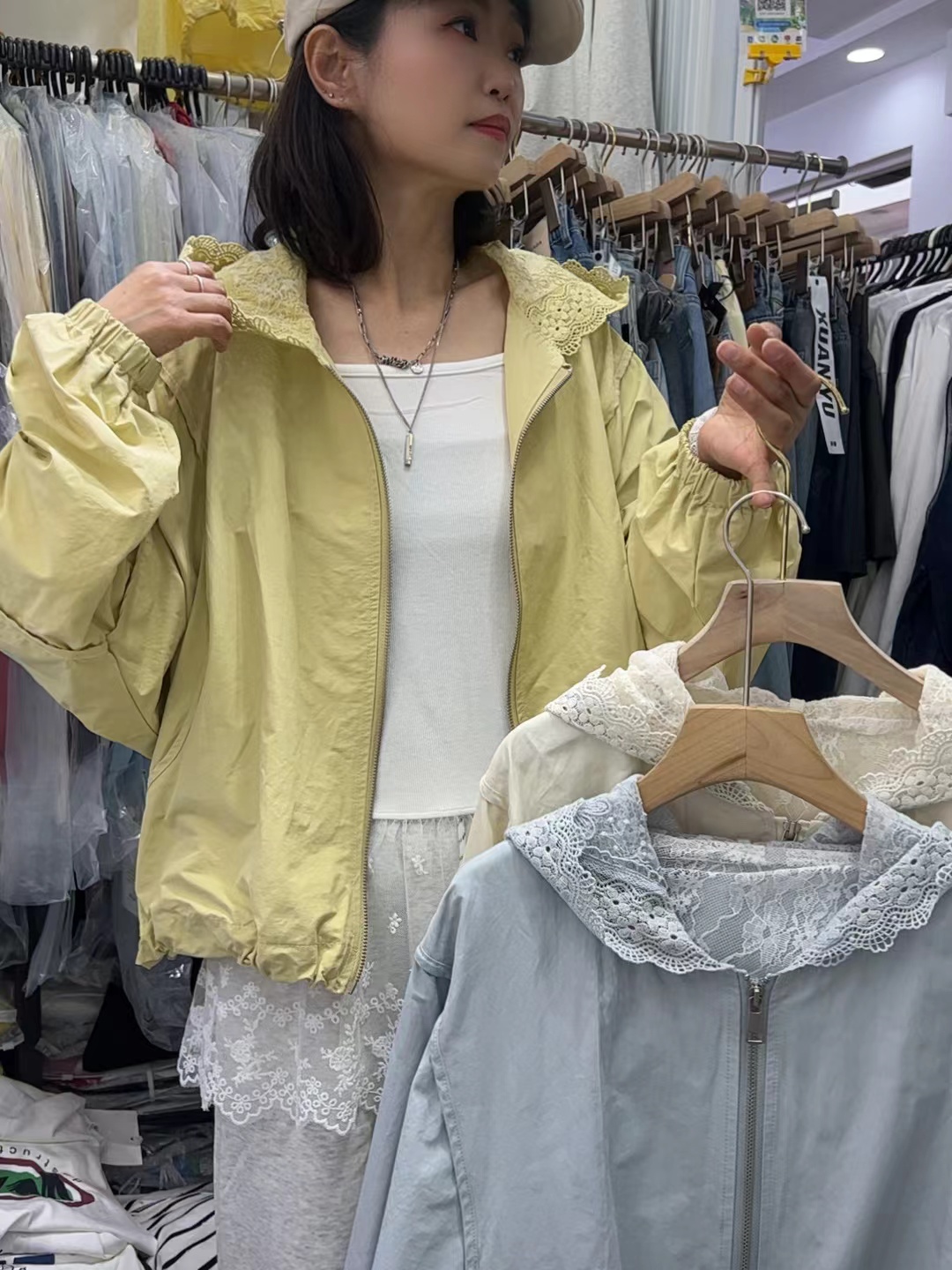 多金2209欧洲站2025春新款欧货时尚连帽宽松休闲百搭长袖外套女潮