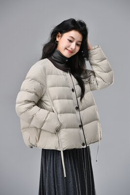 Z7713羽绒服女短款2025冬韩版针织圆领90白鸭绒宽松休闲加厚外套