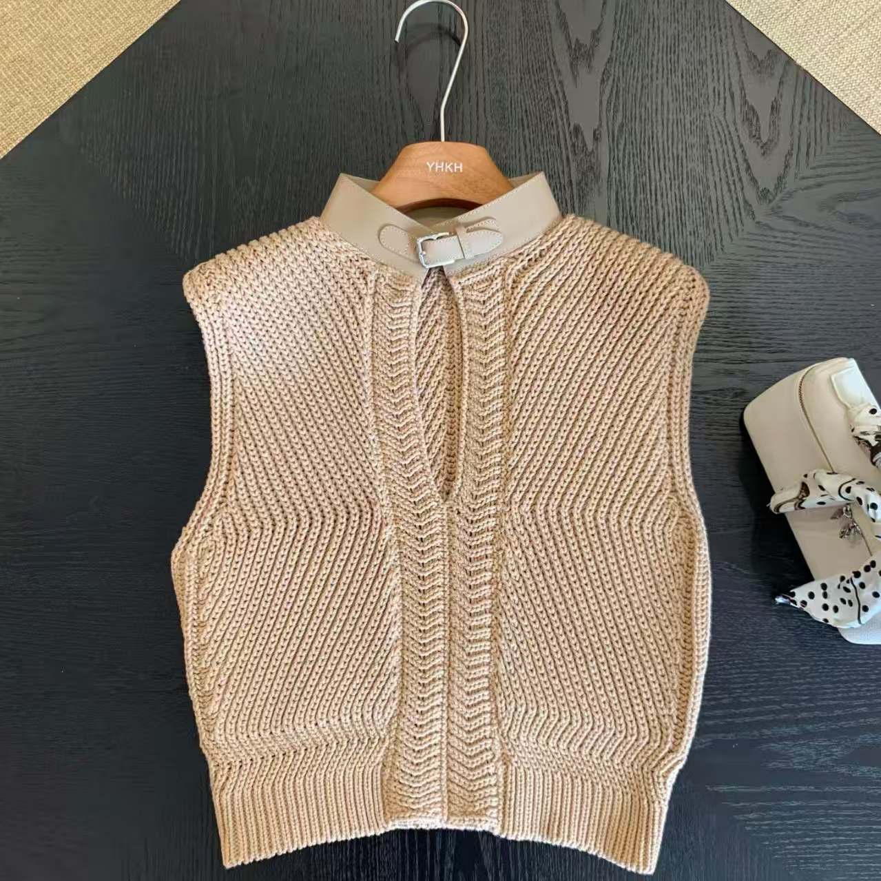 老钱风拼皮立领全棉针织马甲女款