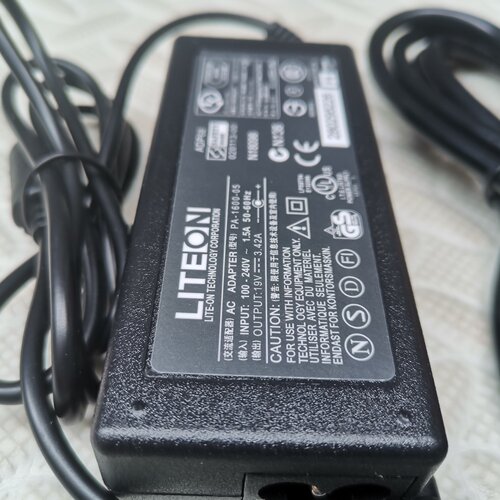 12V3A3000mA路由电源适配器笔记本电脑充电线DC3.5*1.35MM口小头