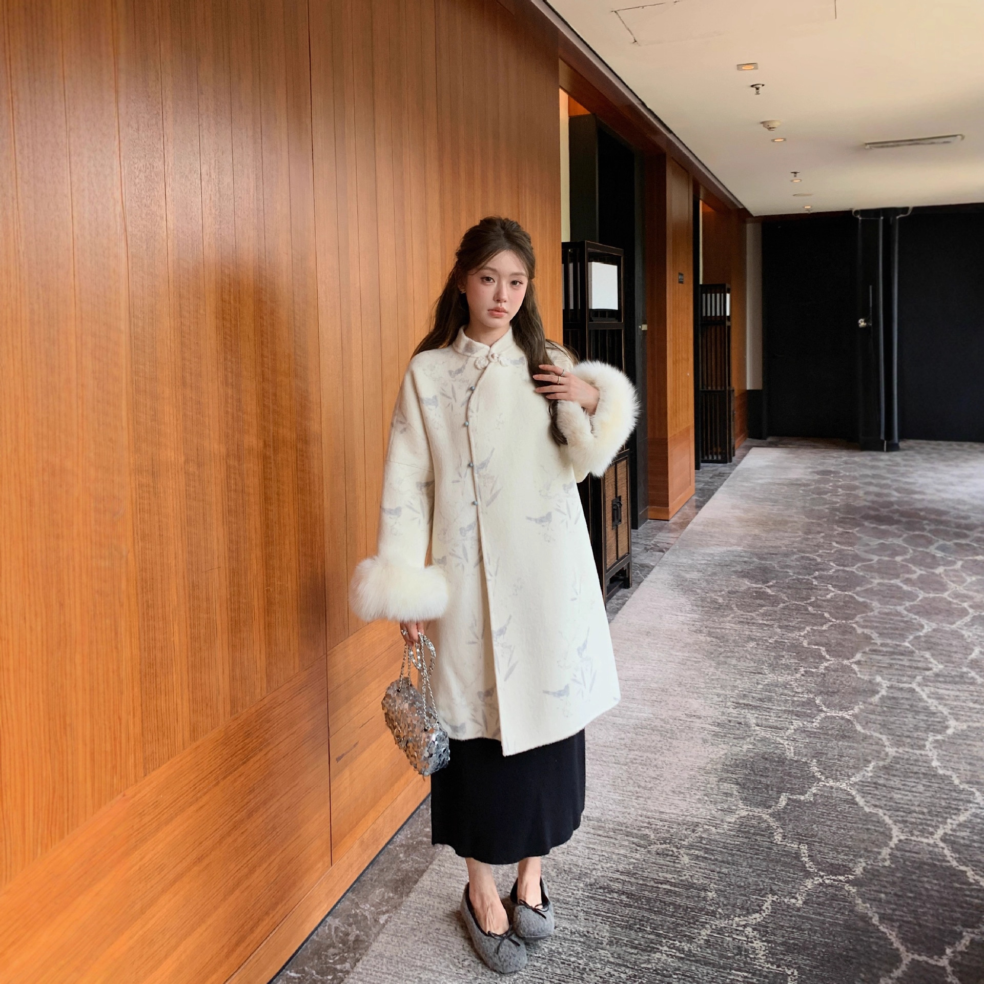 盘扣印花双面呢羊绒大衣女