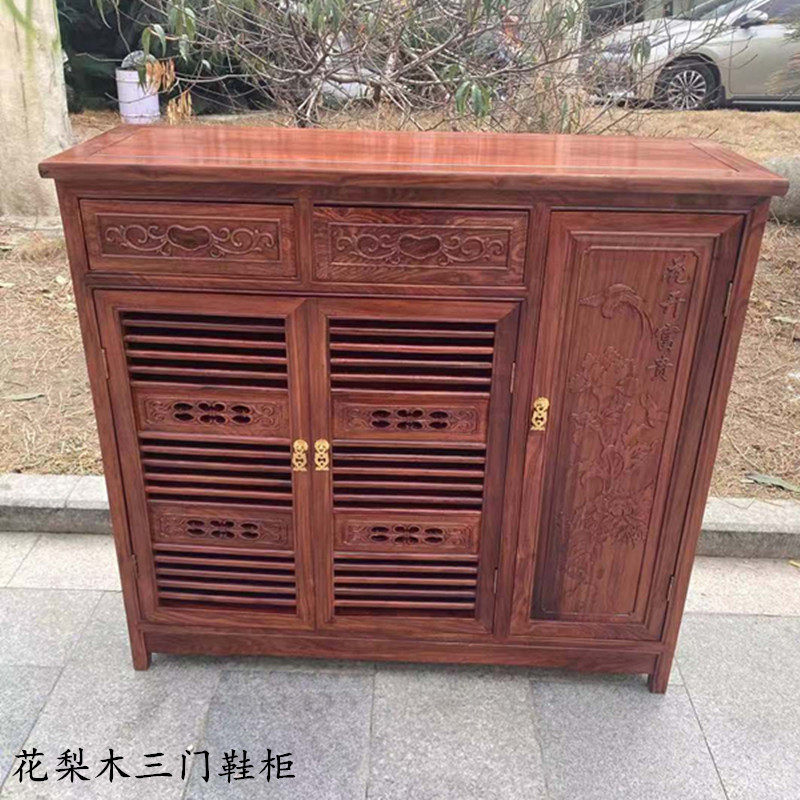 中式三门原木玄关柜