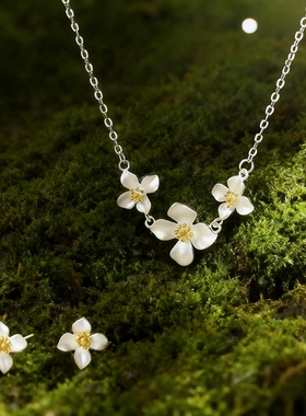 《夏天属于栀子花》新中式S999足银清新淡雅锁骨链耳钉两件套装