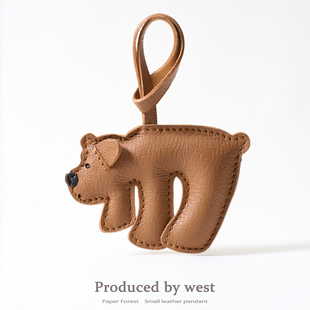 狗熊包包挂件新款女生礼物高级感配饰男ins风书包背包车钥匙挂饰
