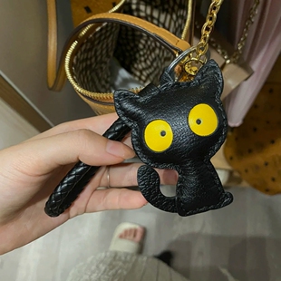 干瞪眼小猫咪皮质包挂真皮包包挂件高级感手工车钥匙扣女公仔挂饰