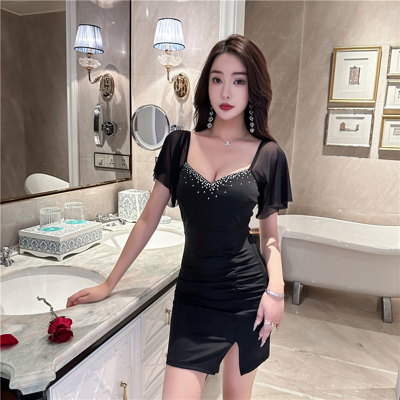 连衣裙显瘦低胸桑拿技师短裙女装
