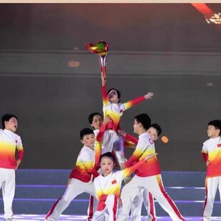 中小学生广播体操服舞动青春表演服校园韵律操学生新款广播操套装