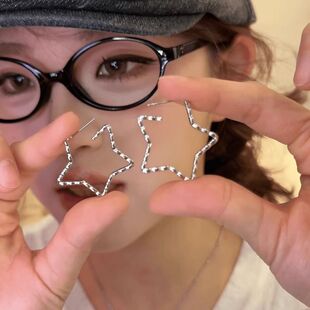 显脸小五角星耳环清冷感耳饰高级感耳钉女2025新款 设计感耳圈 爆款