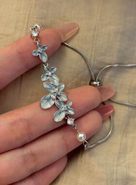 蓝色渐变珐琅花朵手链2025新款可抽拉精致百搭手饰小众设计感手环