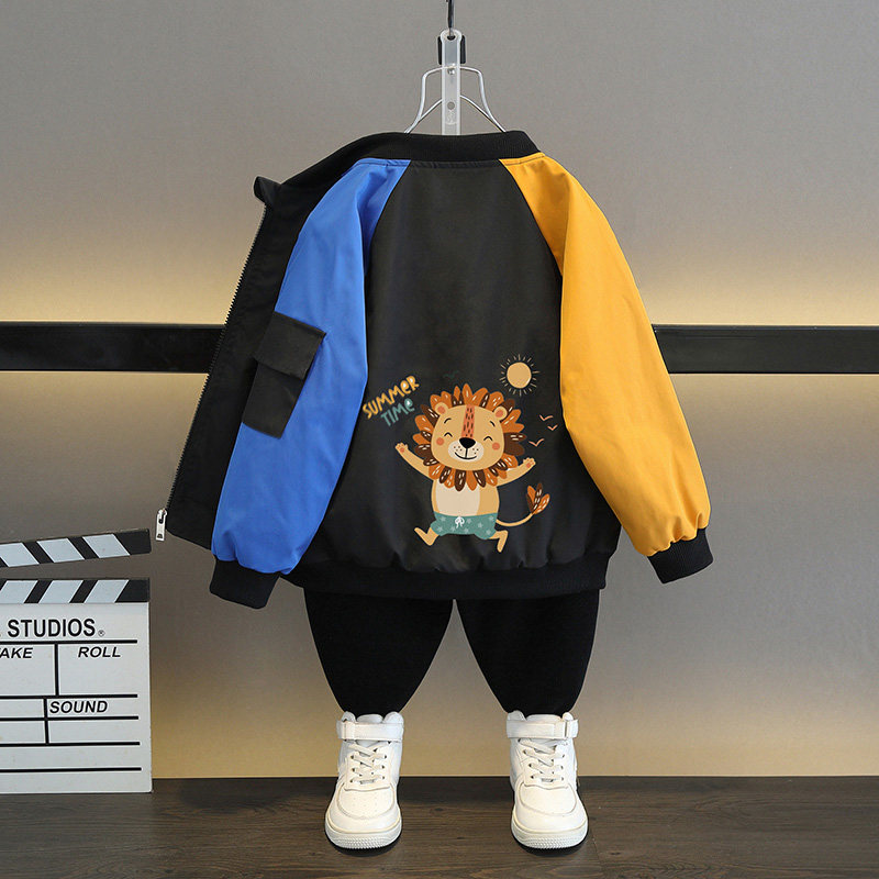 男童春装外套薄款2026新款冲锋衣夹克帅气儿童秋装炸街痞帅童装潮