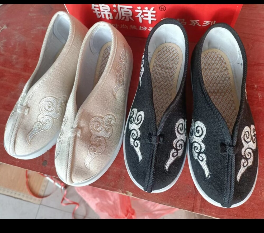 春秋老北京布鞋民族风