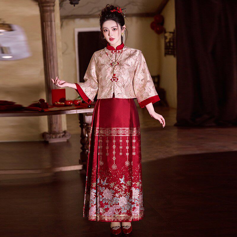 大码敬酒服新娘2026新款孕妇遮肚中式订婚礼服胖mm回门马面裙套装