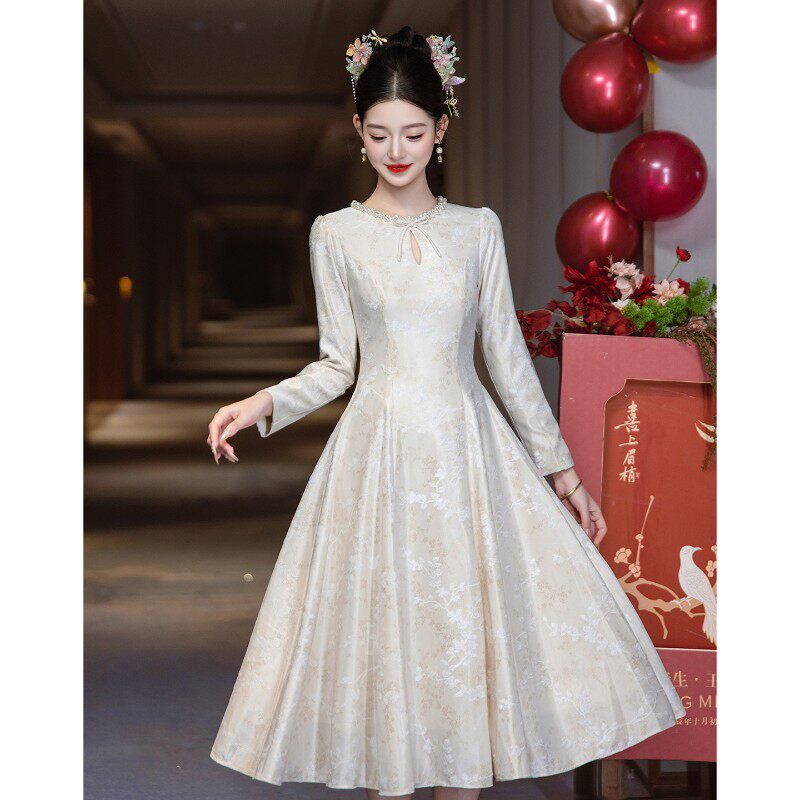 香槟色高端轻奢订婚礼服敬酒服新娘结婚女春夏季长袖小个子回门服