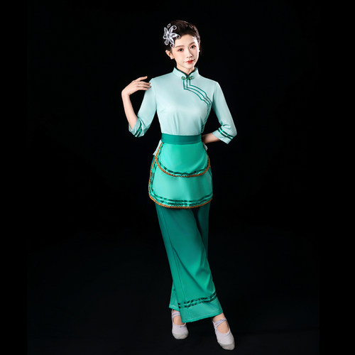 2025新款古典舞采茶舞蹈演出服女新款秧歌乡村新颜群舞斗笠服装