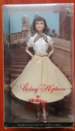 【现货】芭比之奥黛丽赫本罗马假日芭比之神奇女侠珍藏版DWD84