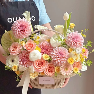 繁花阁手提花篮乔迁暖居稳居开业百合卡布奇诺郁金香情人节鲜花