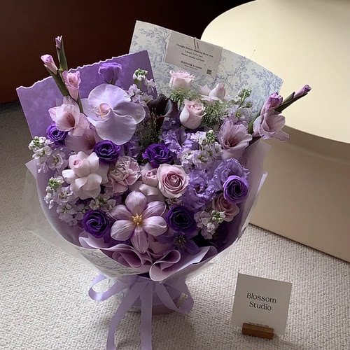 紫色混搭花束北京同城鲜花