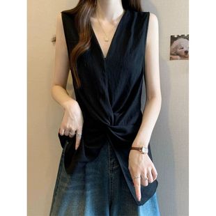 清新法式 女2025夏季 ins設計感外穿無袖 背心上衣 獨特V領不規則襯衫