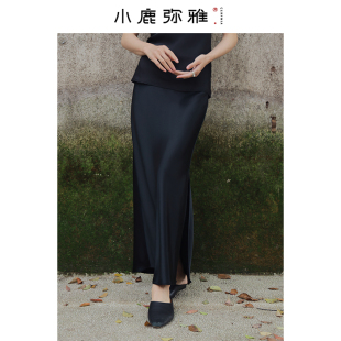 小鹿弥雅 流光 系列高奢品质经典 开叉醋酸半身裙 珍珠般光泽