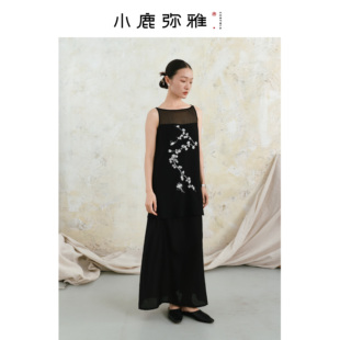 小鹿弥雅《梅》系列新中式原创刺绣一字领拼接刺绣连衣长裙