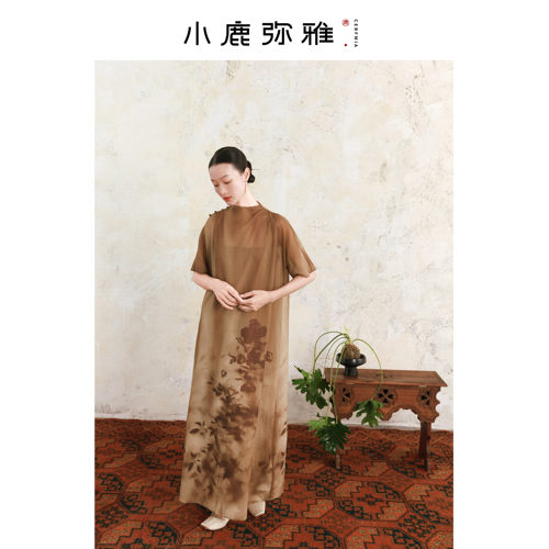 小鹿弥雅《醉花阴》连衣裙