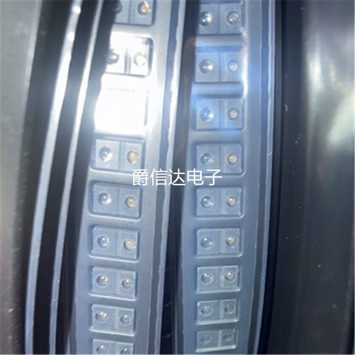 全新原装EM7028 EM7068 光感心率血氧传感器 QNF-8 智能手表手环