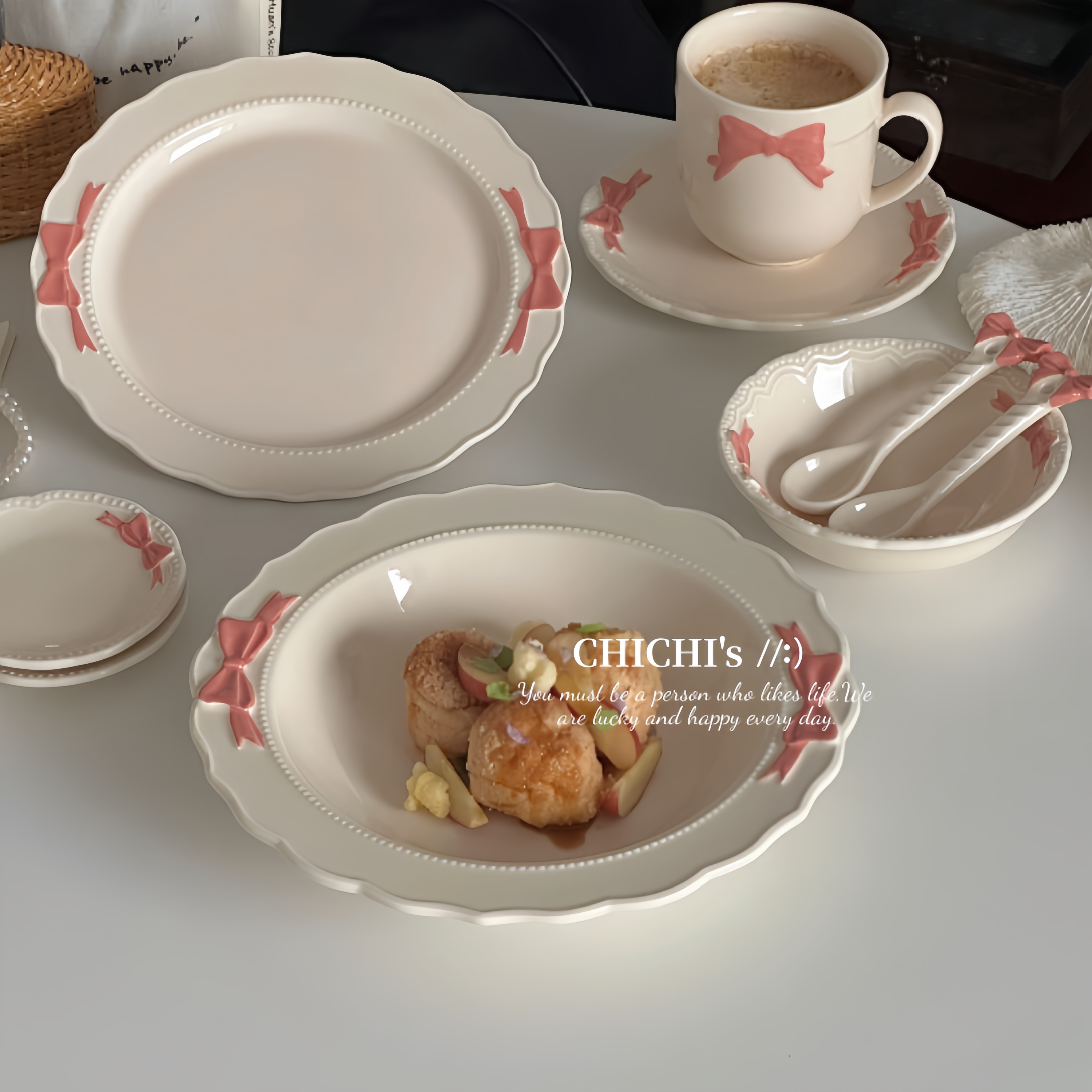 太少女心了吧！釉下彩蝴蝶结系列餐具家用饭碗蛋糕盘深盘陶瓷餐具,餐饮具,餐具瓷器套装,淘宝优惠券,粉丝福利购,淘宝优惠卷