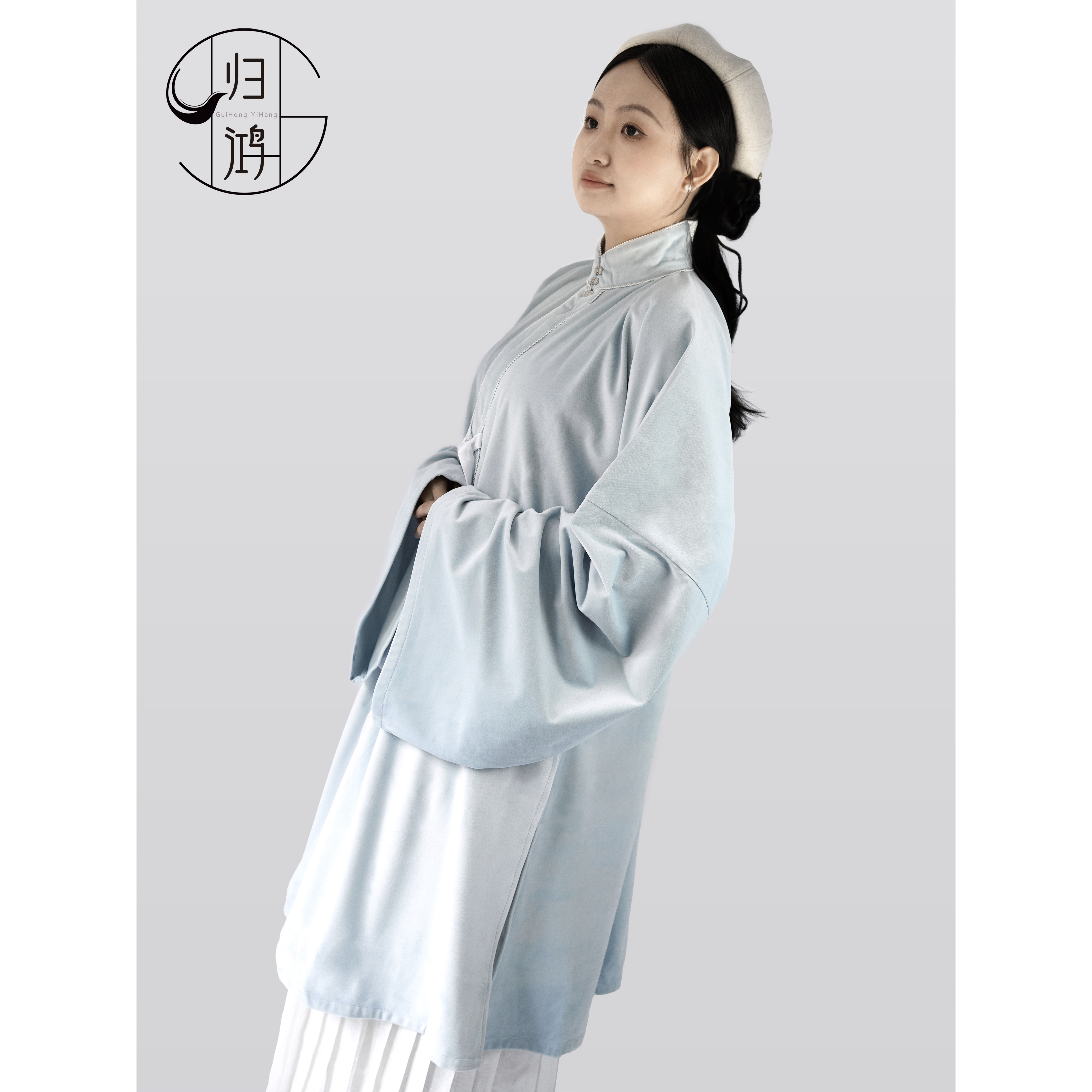 明制立领对襟长披风长衫丝绒汉服