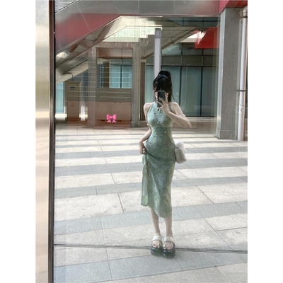 新中式国风女装改良旗袍挂脖连衣裙子夏季高级感气质收腰显瘦长裙