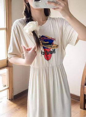 韩版莫代尔建筑印花哺乳期连衣裙