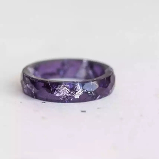 狮心兔 半透明深紫色戒指 银箔片戒指 菱角面切面树脂戒情侣戒