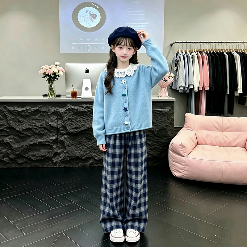 女童套装秋季2026新款小女孩巨好看秋装儿童开衫毛衣打底衫三件套