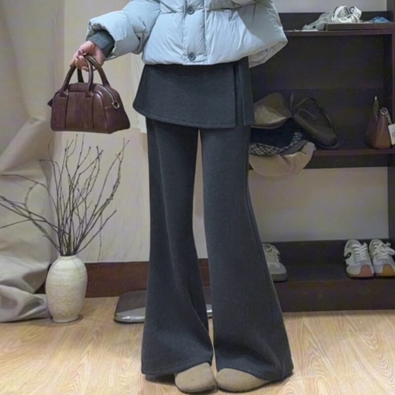 黑灰色假两件屁帘微喇裤女春秋季2026新款高腰显瘦小个子喇叭裤裙