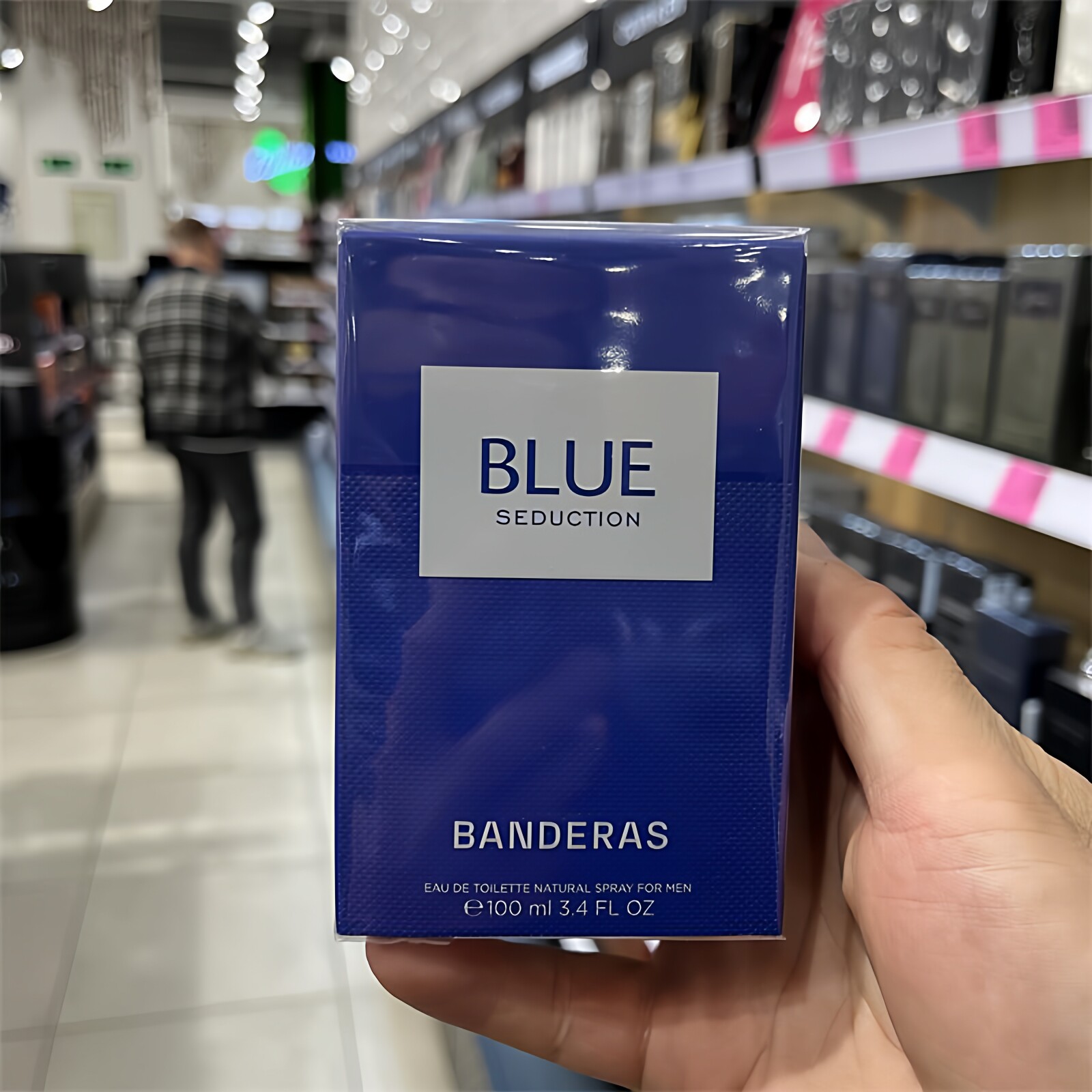 俄罗斯专柜特价男士安东尼奥蓝色诱惑王国巨好闻留香持久