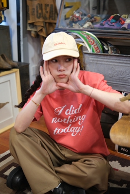 买梦想的奶奶暗红珊瑚我今天什么也没做梨皮棉筒织无缝圆领短袖T