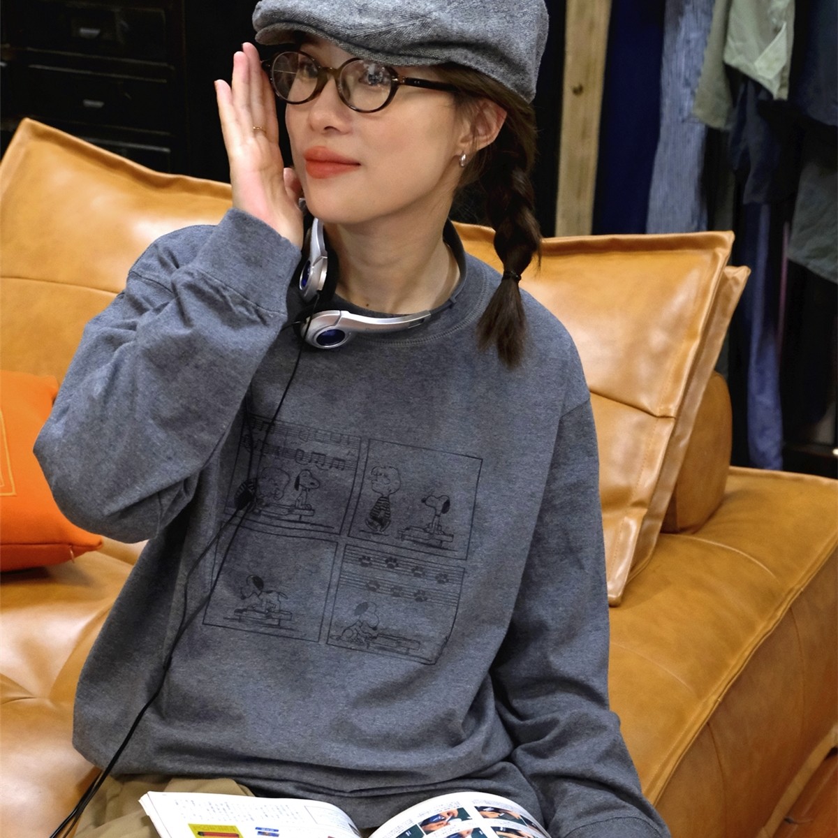 买梦想的奶奶史努比弹钢琴暗灰色宽松纯棉snoopy印花厚长袖打底衫