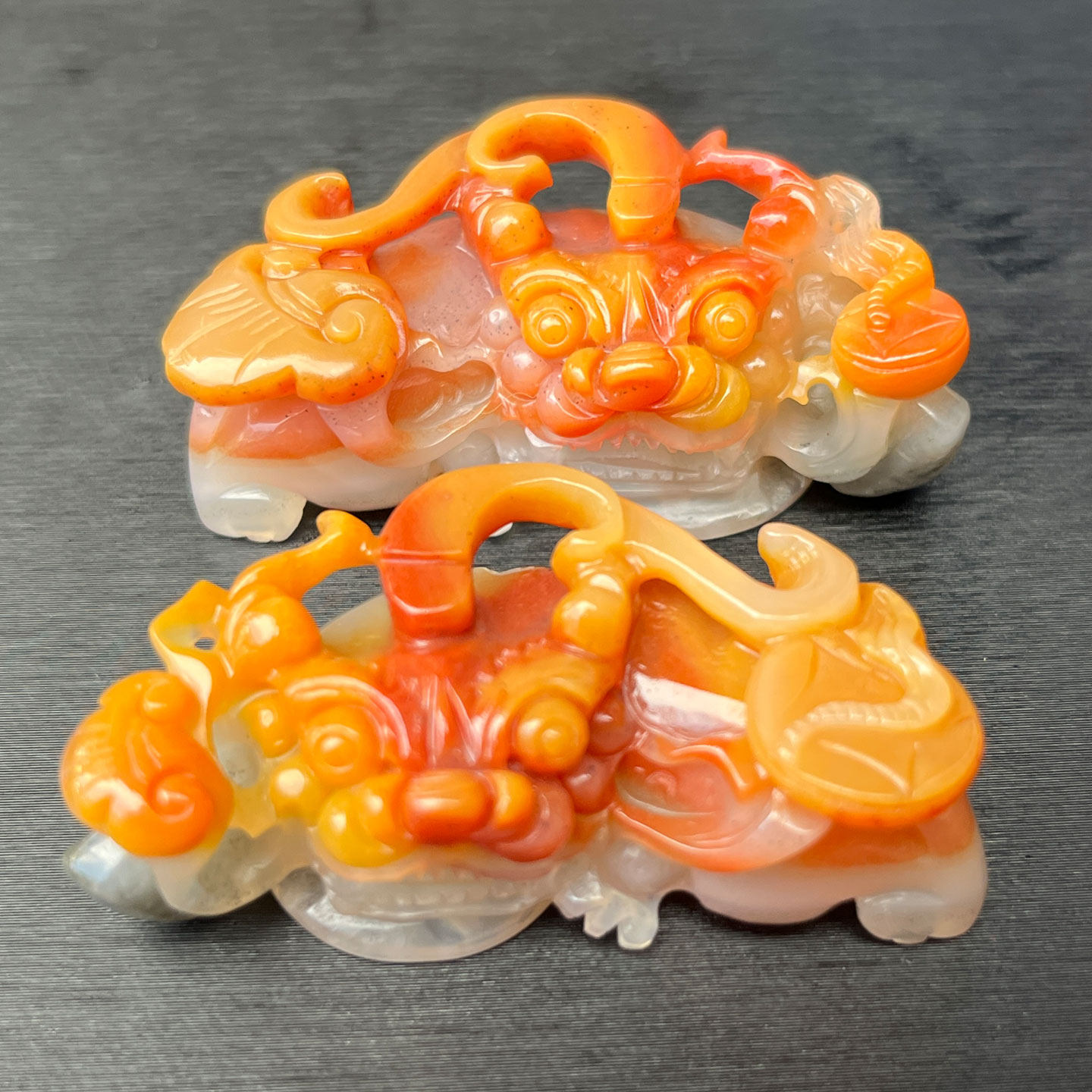 云南纯天然黄龙玉霸王貔貅男女款吊坠三彩巧色带金沙招财进宝