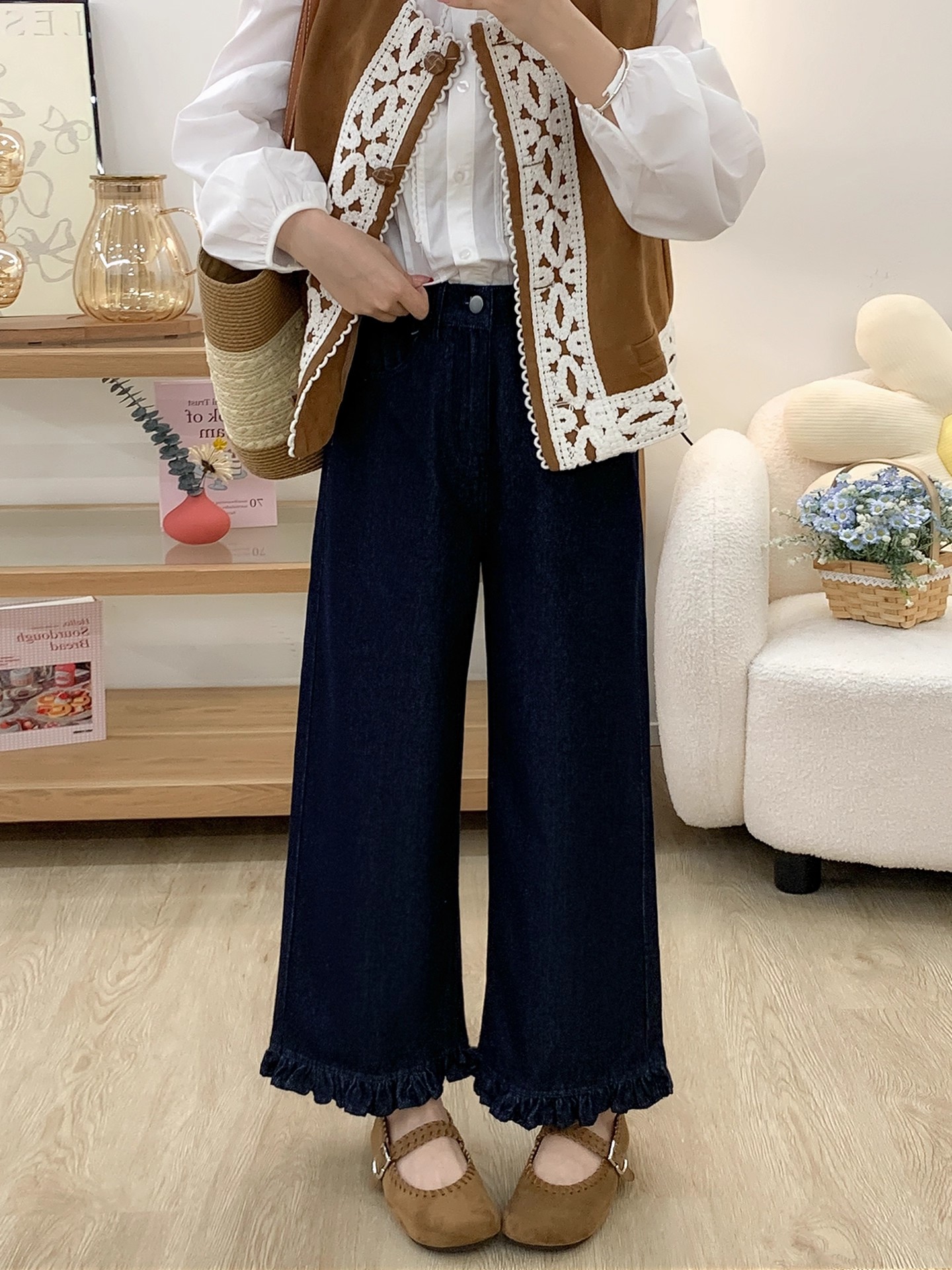 Women's Autumn and Winter Fleece-Lined Plus-Size Jeans with Ruffled Edges, Suitable for Pear-Shaped Figures, Slimming, Petite, Straight-Leg Wide-Leg Pants