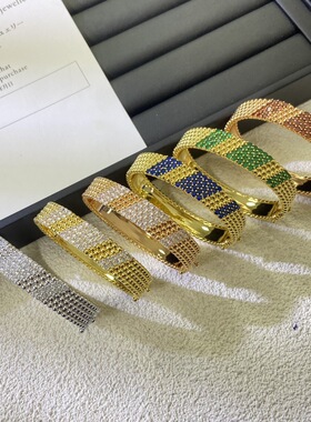 2025新款版本四叶草perlee小金珠手镯黄金五排万花筒镶钻手环女