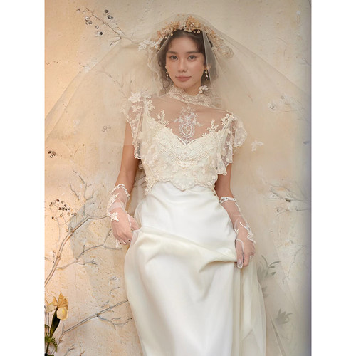 新娘简约法式复古轻婚纱出门纱白色修身迎宾礼服裙影楼写真礼服