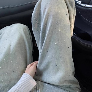 满天星烫钻直筒牛仔裤女2026新款爆款闪闪带钻高腰显瘦窄版阔腿裤