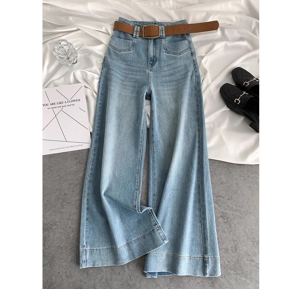 浅色喇叭阔腿牛仔裤女春季2025新款梨型身材直筒裤不贴腿微喇裤子