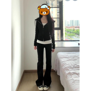 黑色微喇牛仔裤女秋季2025新款小个子高腰显瘦修身弹力马蹄喇叭裤