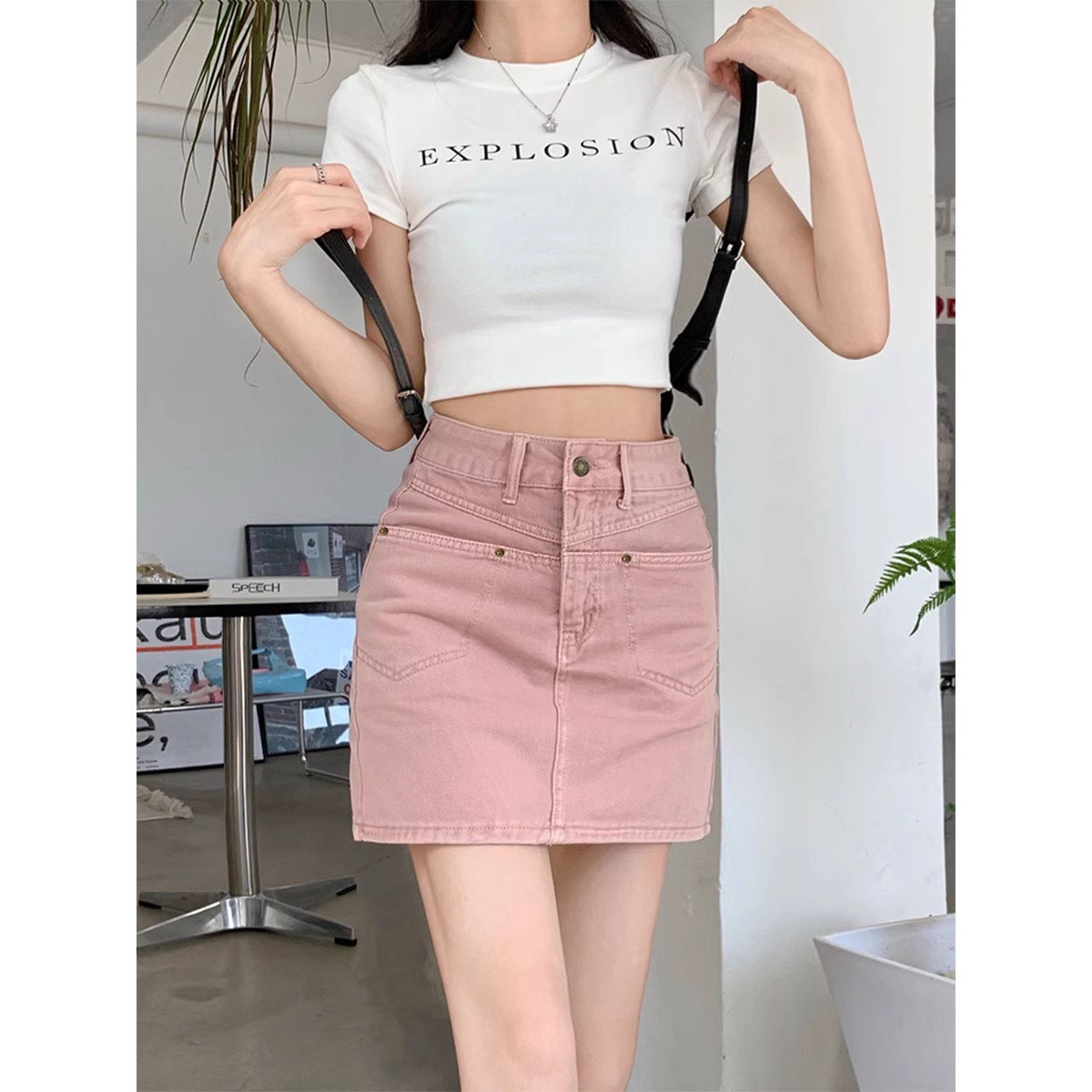 粉色牛仔短裙女夏季薄款2025年新款a字裤裙包臀裙设计感半身裙子