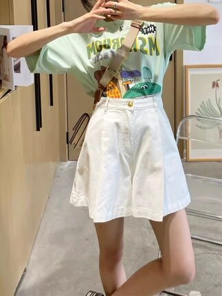 白色五分阔腿牛仔裤女夏季2026新款高腰宽松显瘦独特别致a字短裤
