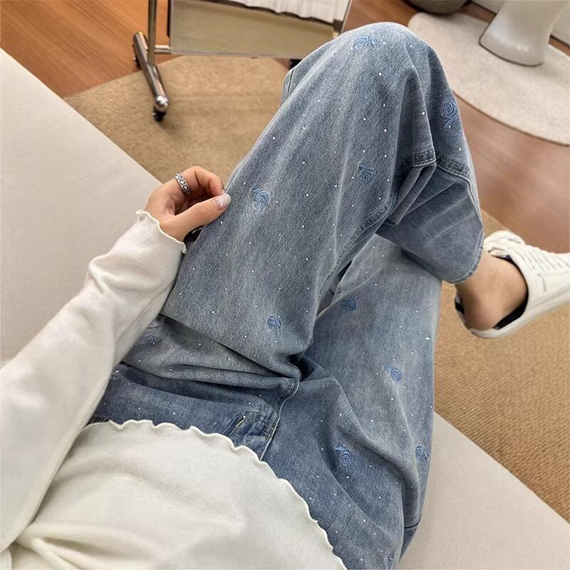 蓝色烫钻阔腿牛仔裤女春季2026新款刺绣满天星显瘦百搭垂感直筒裤